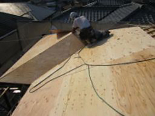 羽曳野市・藤井寺市で外壁塗装・屋根塗装・雨漏り修理なら株式会社日工下地コンパネ貼り
